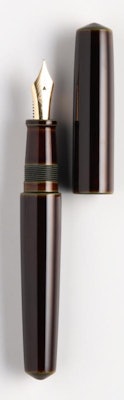 
	NAKAYA - Cigar - Piccolo Heki-tamenuri（Price： 550$）
