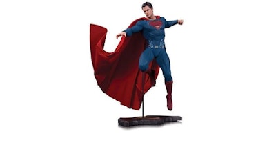 Amazon.com: Batman v Superman: Dawn of Justice Superman 1:6 Scale Statue: Toys &