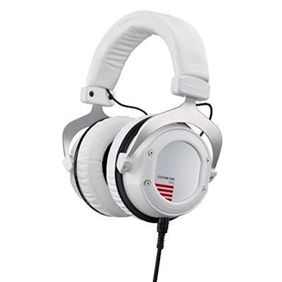 beyerdynamic Custom One Pro Plus White with Accessory Kit and Remote Microphone 