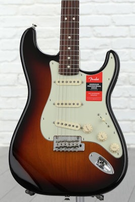 Fender American Professional Stratocaster - 3-color Sunburst with Rosewood Finge