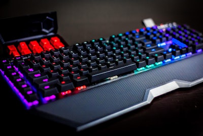 RIPJAWS KM780 RGB - Mechanical Gaming Keyboard (Cherry MX RGB Brown)