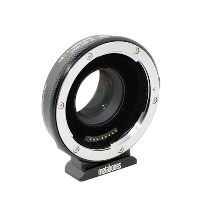 Metabones speed booster cannon Ef to MFT 0.64x