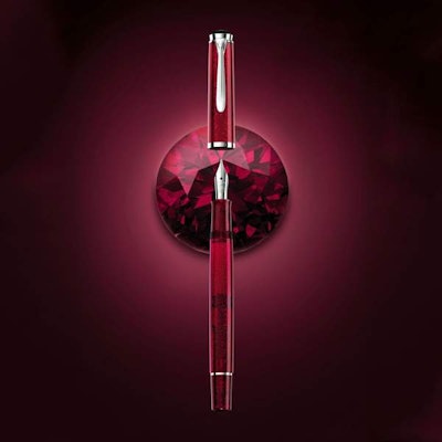Pelikan Classic M205 Fountain Pen - Star Ruby (Special Edition) – Pen Bouti