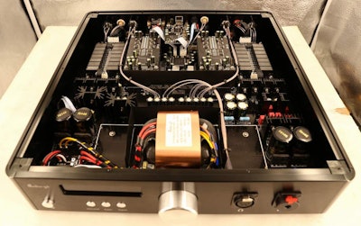 �ͧӭ�响AudioGD R-28 Balanced All-in-One R2R DAC/Amp