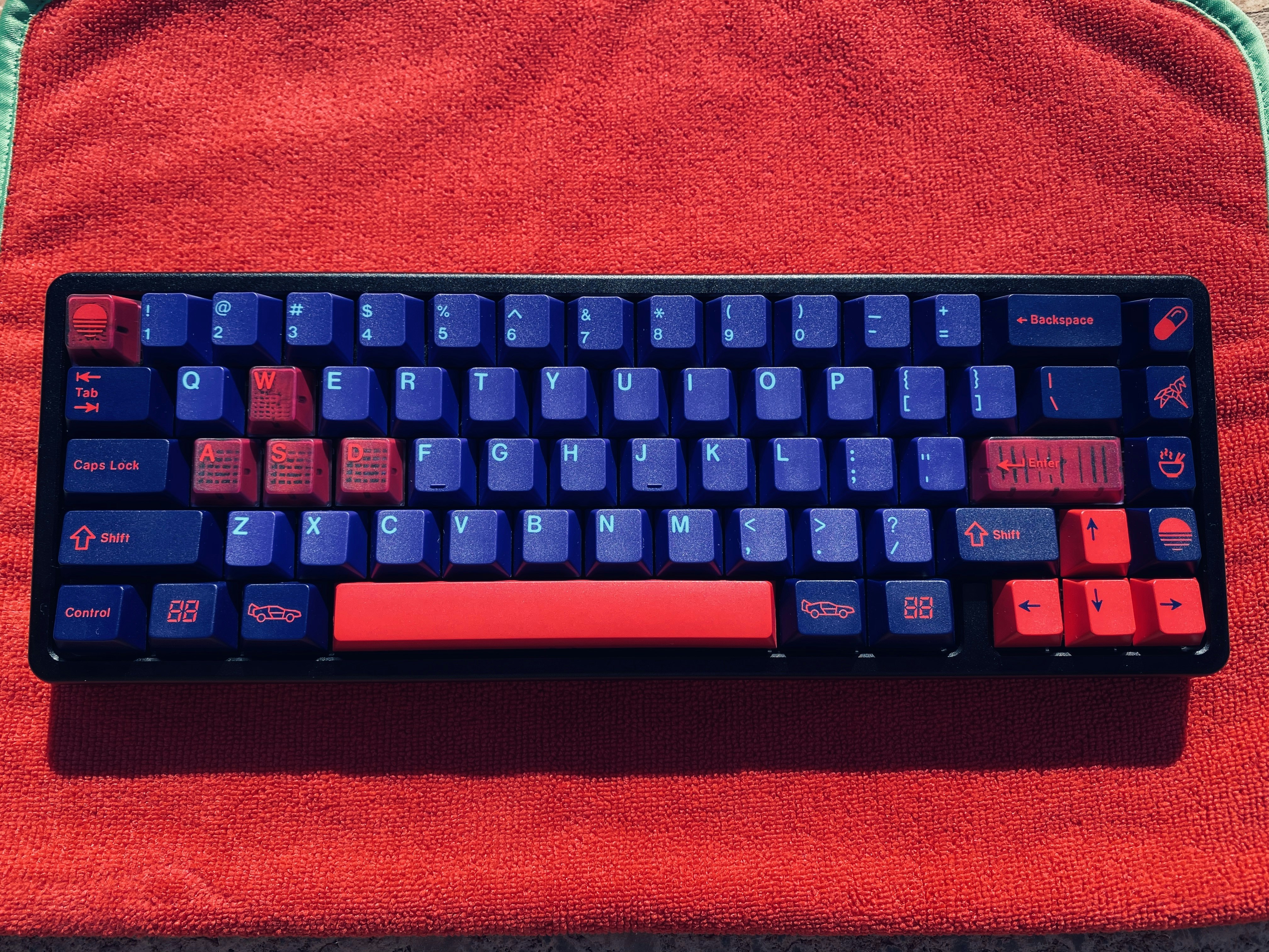 My GMK Laser HighProfile ALT w/ Pink Rosélios Switches from ZealPC