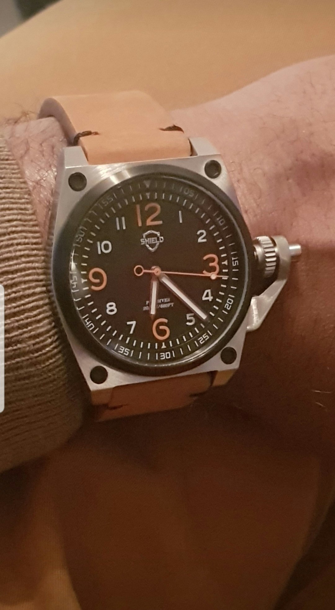 Shield Pascal Pro Diver: Tan wrist strap | Drop