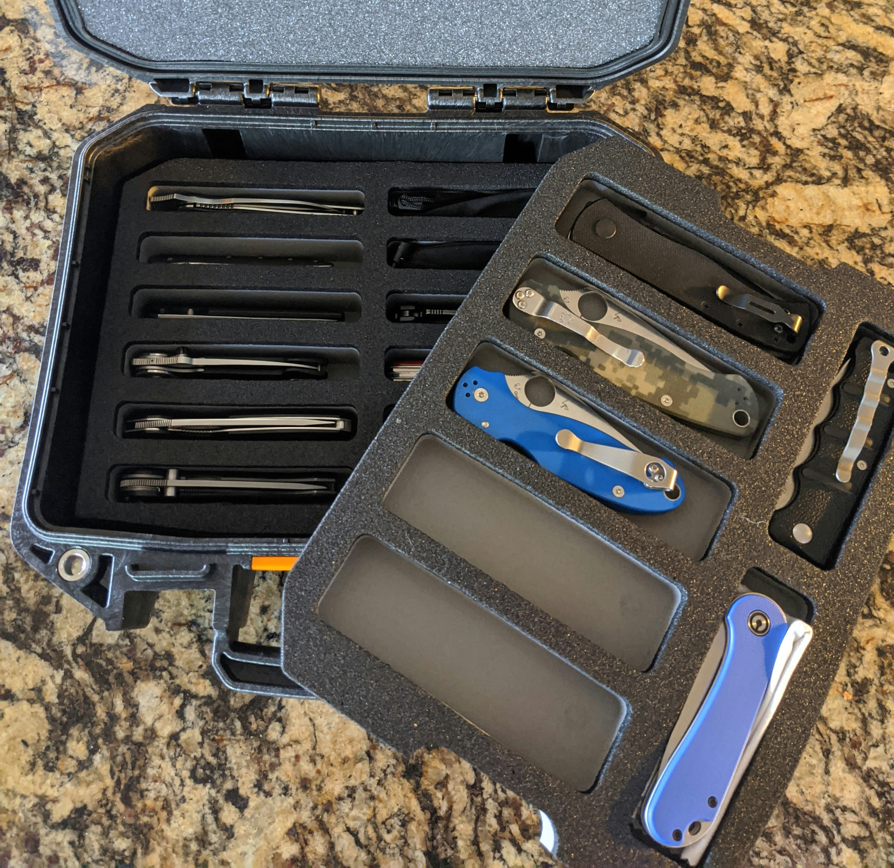 Vault 100 knife case Drop