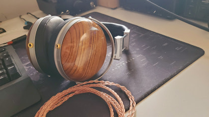 Wood Sound Tocadiscos Bluetooth - ZIU SMART ITEMS