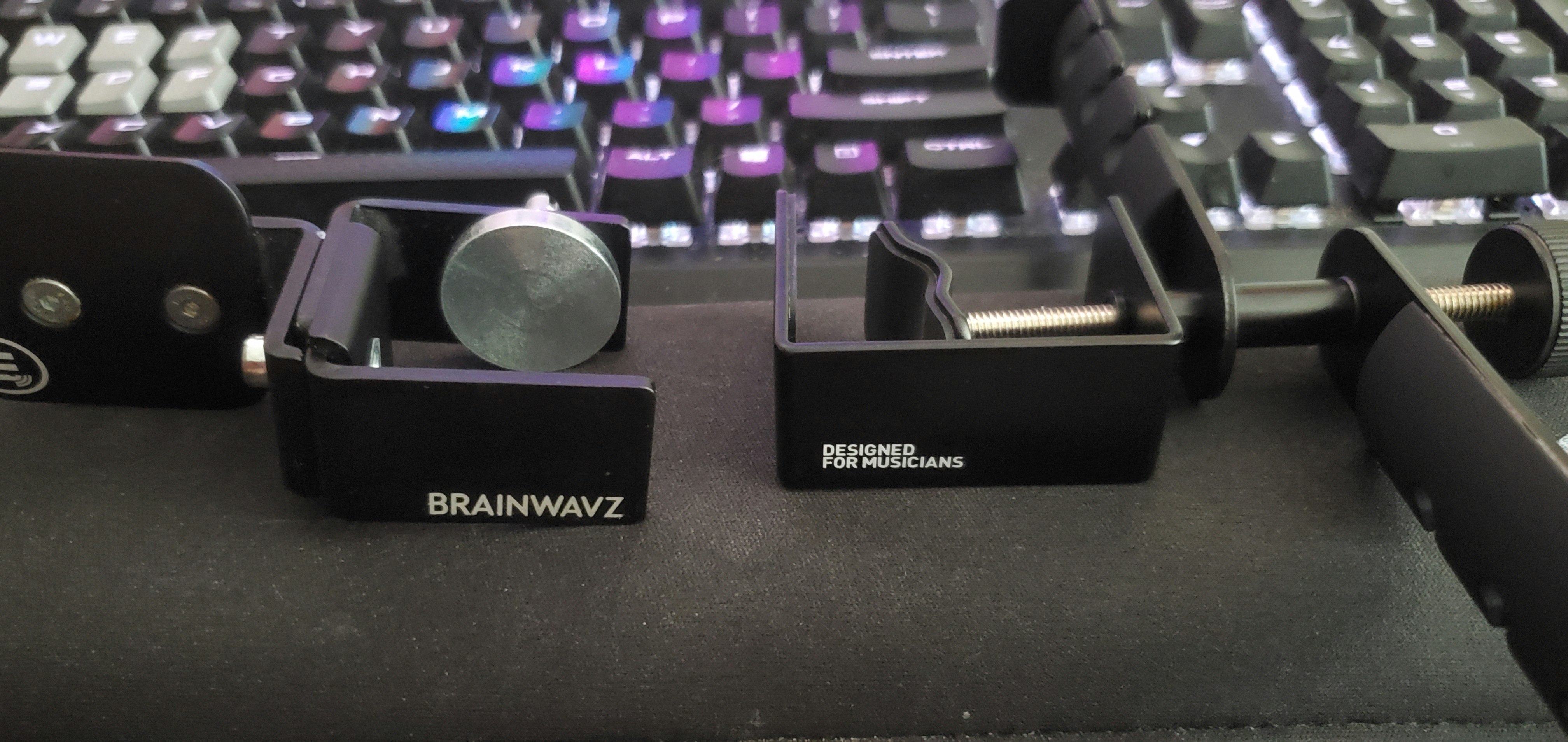 ADV. Dual Suspension Headphone Hanger Audiophile Headphone Mods Drop