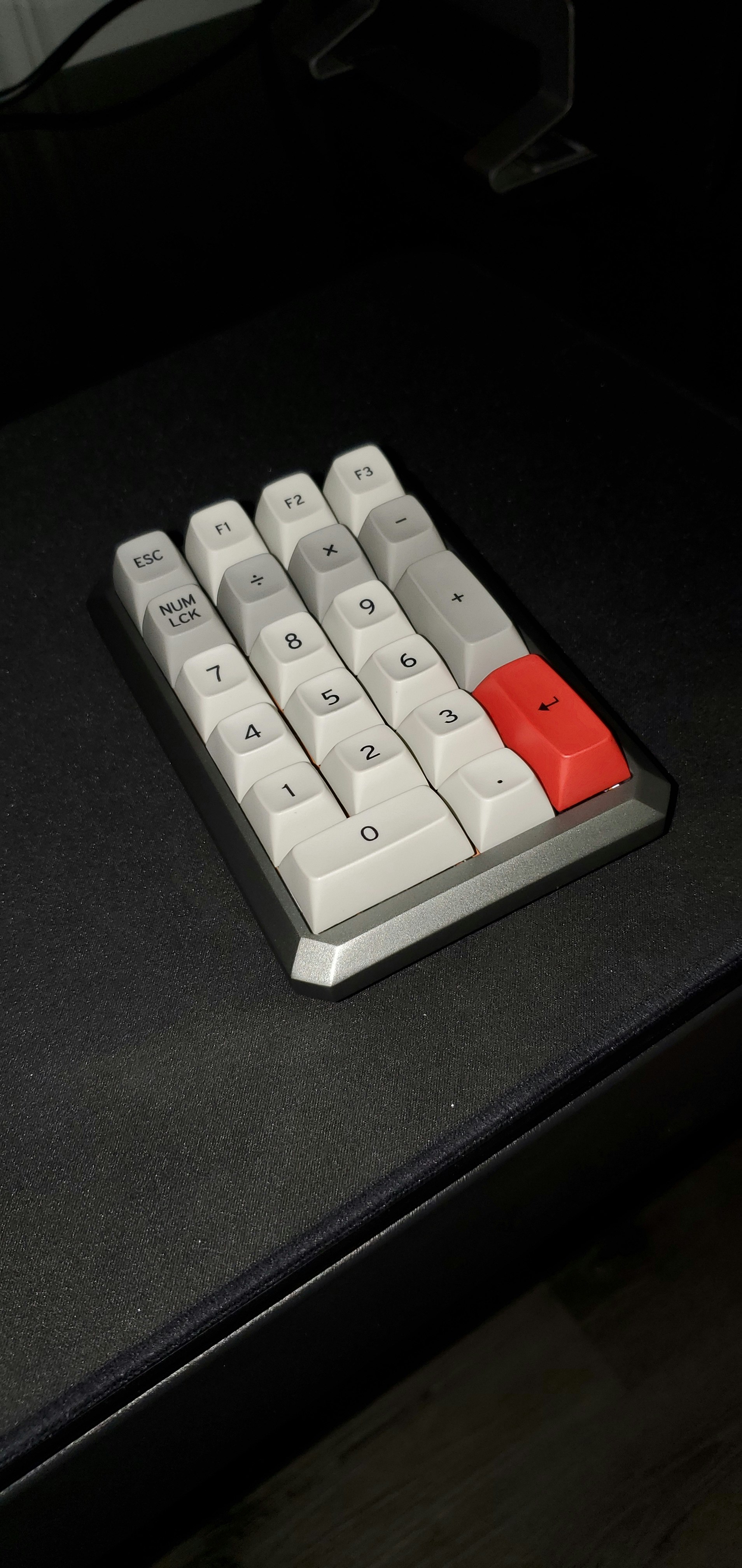 GK GK21S DualMode Wireless Mechanical Numpad Kit Price & Reviews Drop
