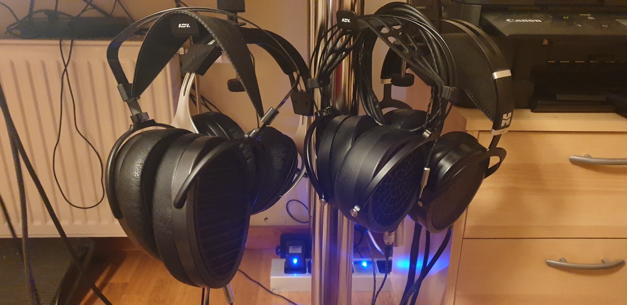 Dual Suspension Headphone Hanger Audiophile Headphone