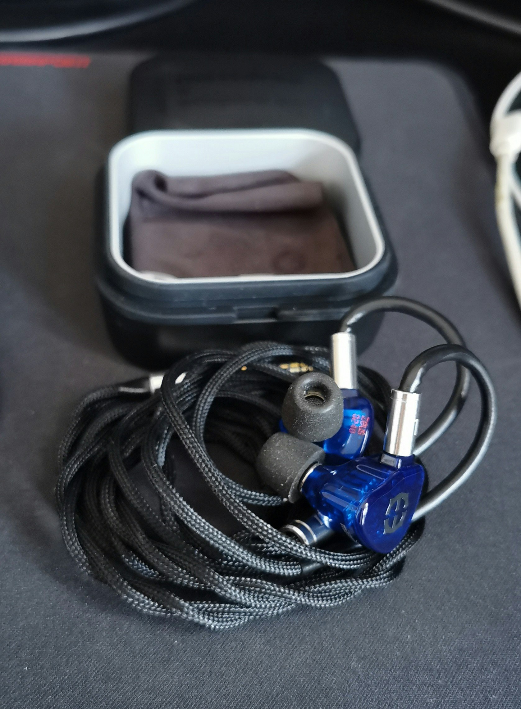 Massdrop x Empire Ears Zeus Universal IEMs | Audiophile