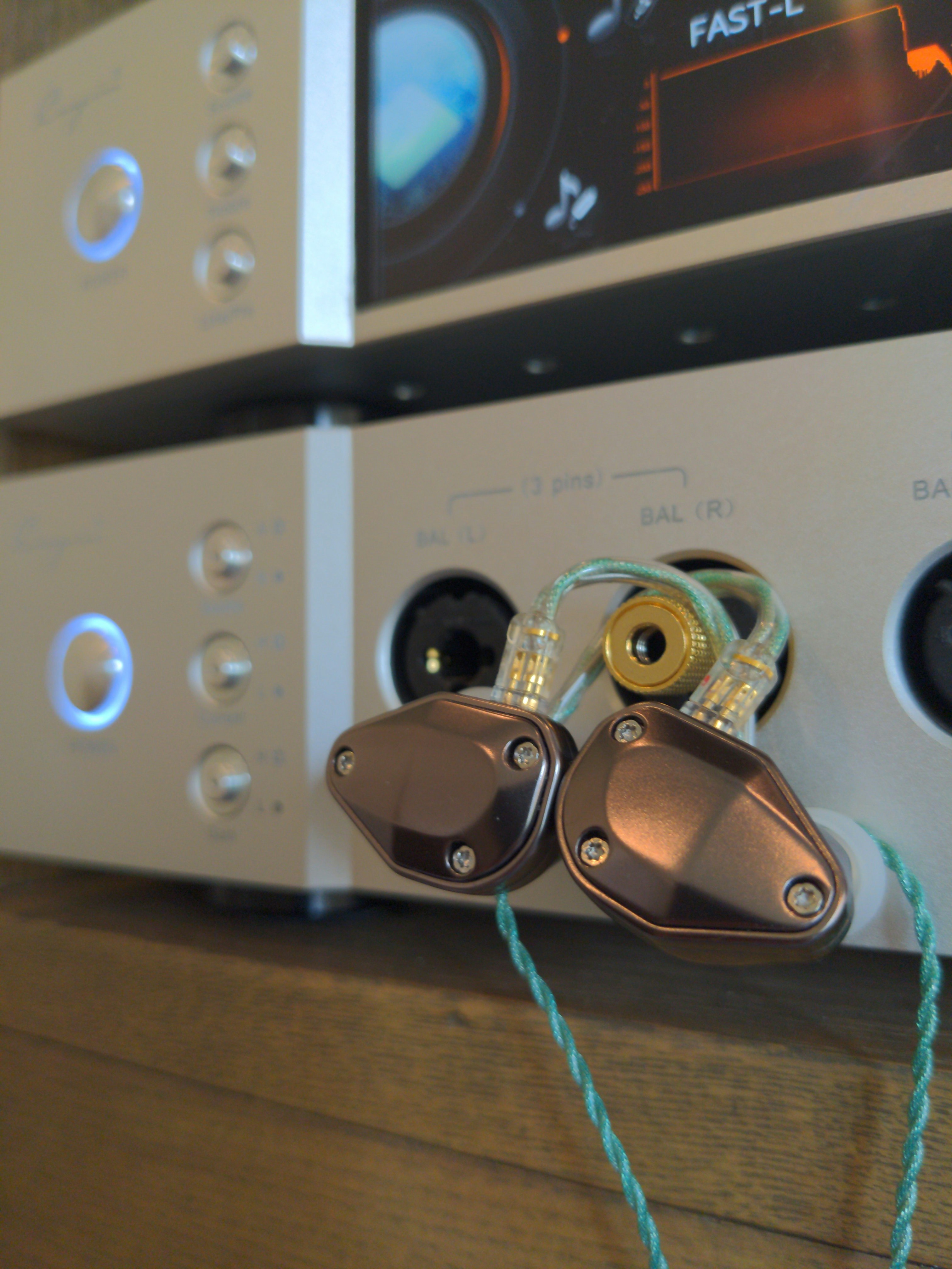 Cayin YB04 IEM | Audiophile | Headphones | Universal IEM