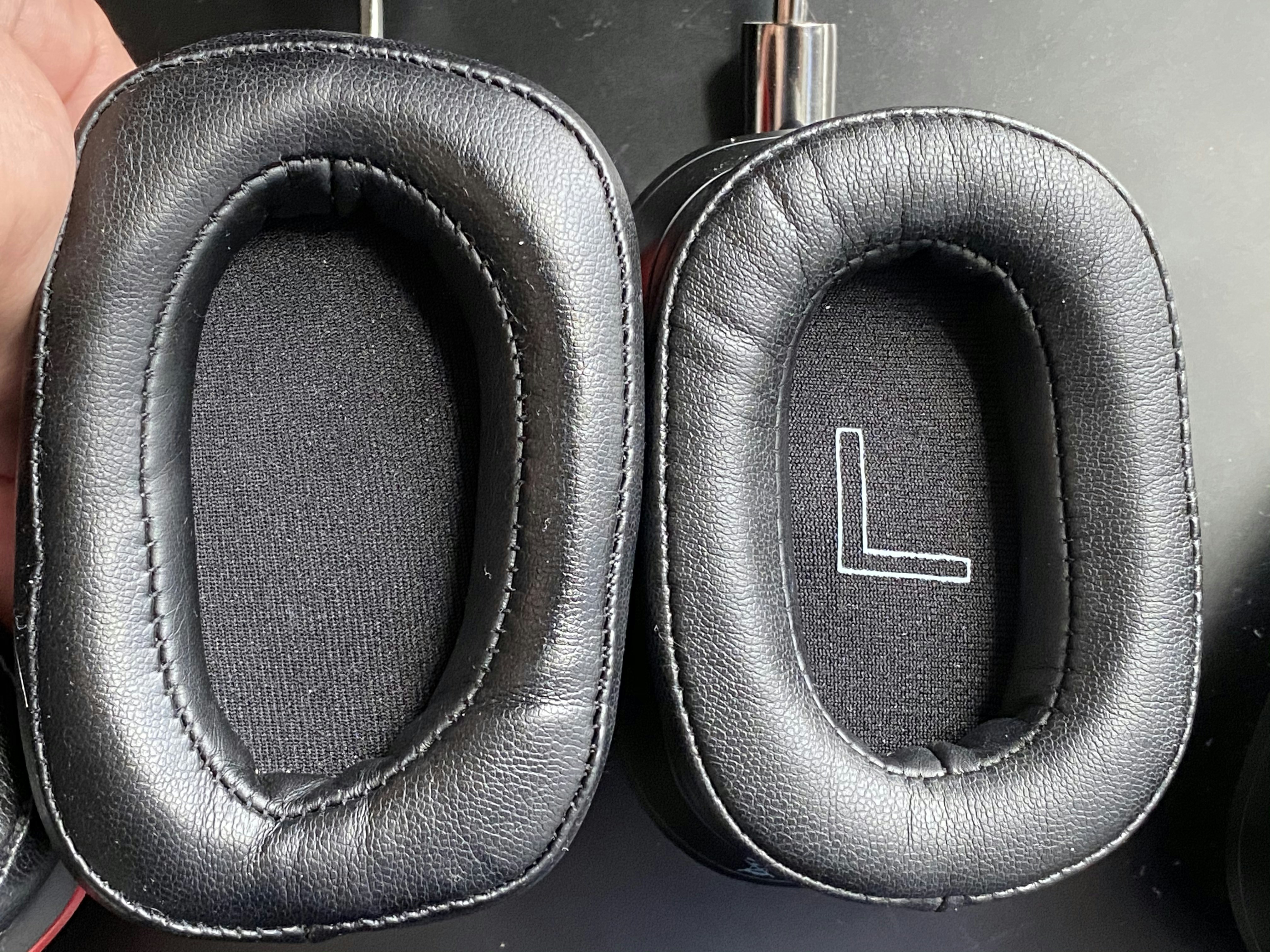 HP50 vs HP70 ear pad size difference Drop