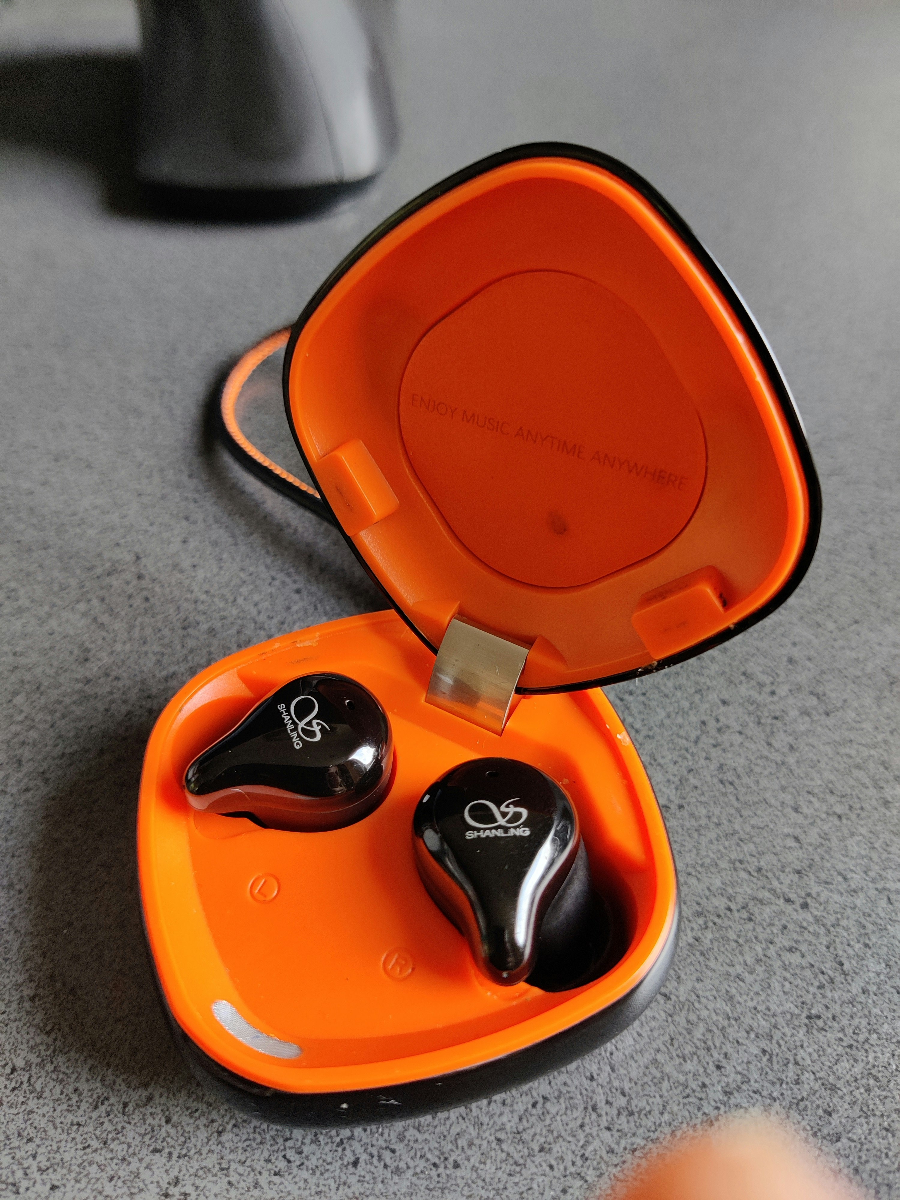シャンリンSHANLING ワイヤレスイヤホンMTW100-BA RD レッド Shanling MTW100 BA | Headphone Reviews and Discussion - Head