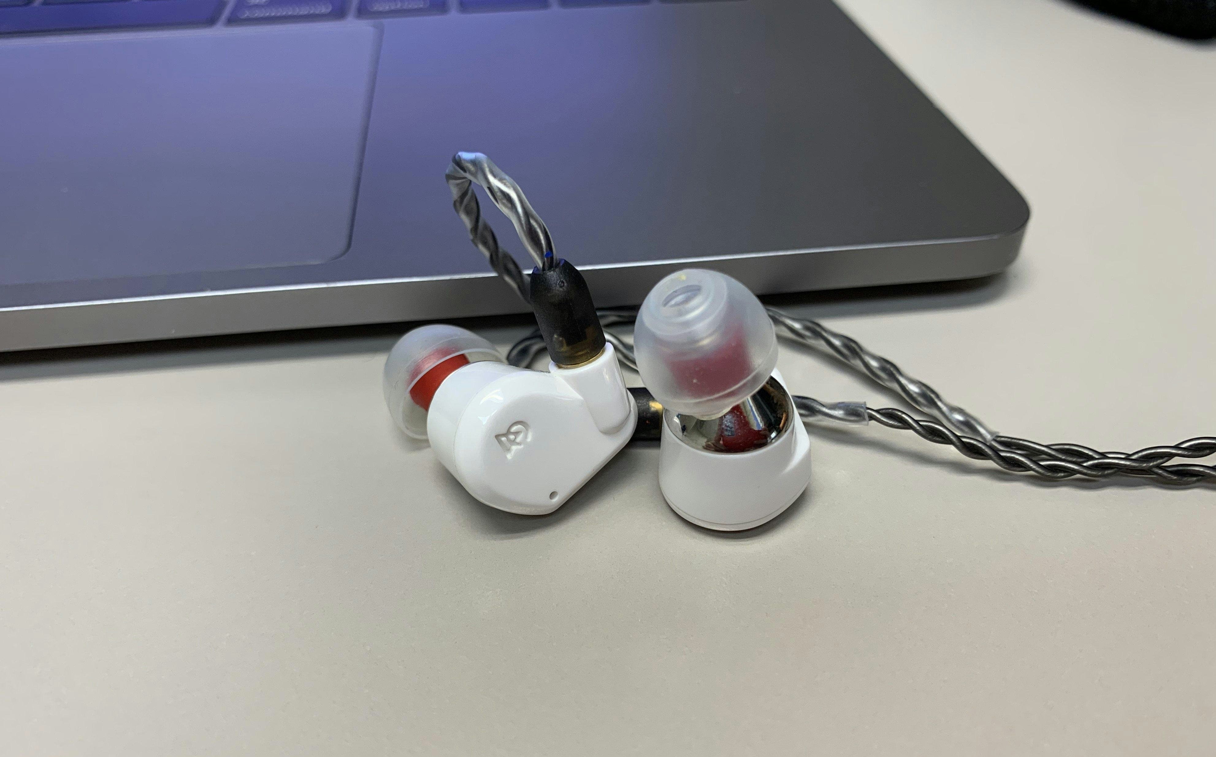 Campfire Audio Vega 2020 IEM | Audiophile | Headphones | Universal