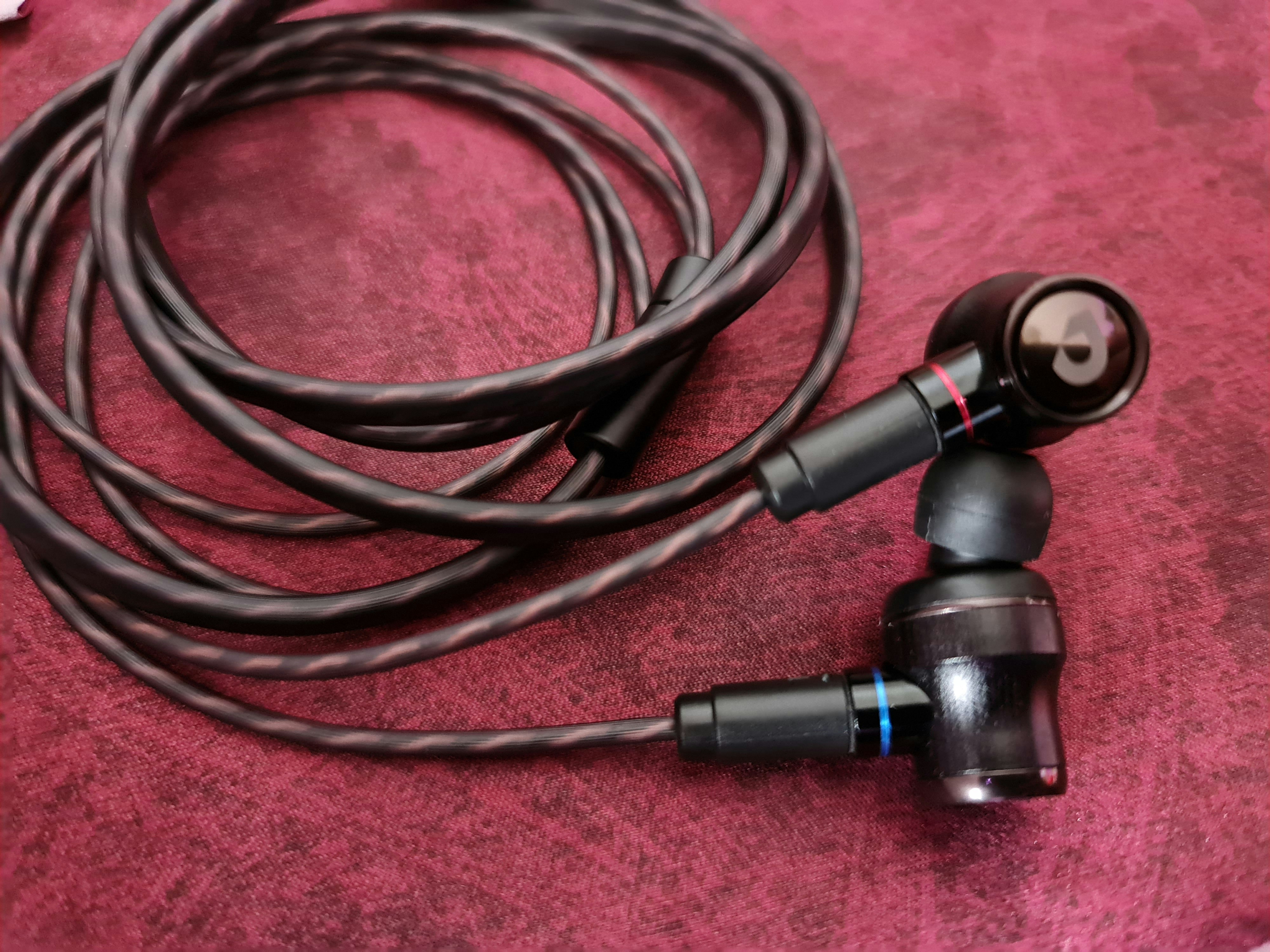 Drop + JVC HA-FWX1 | Audiophile | Headphones | Universal IEM