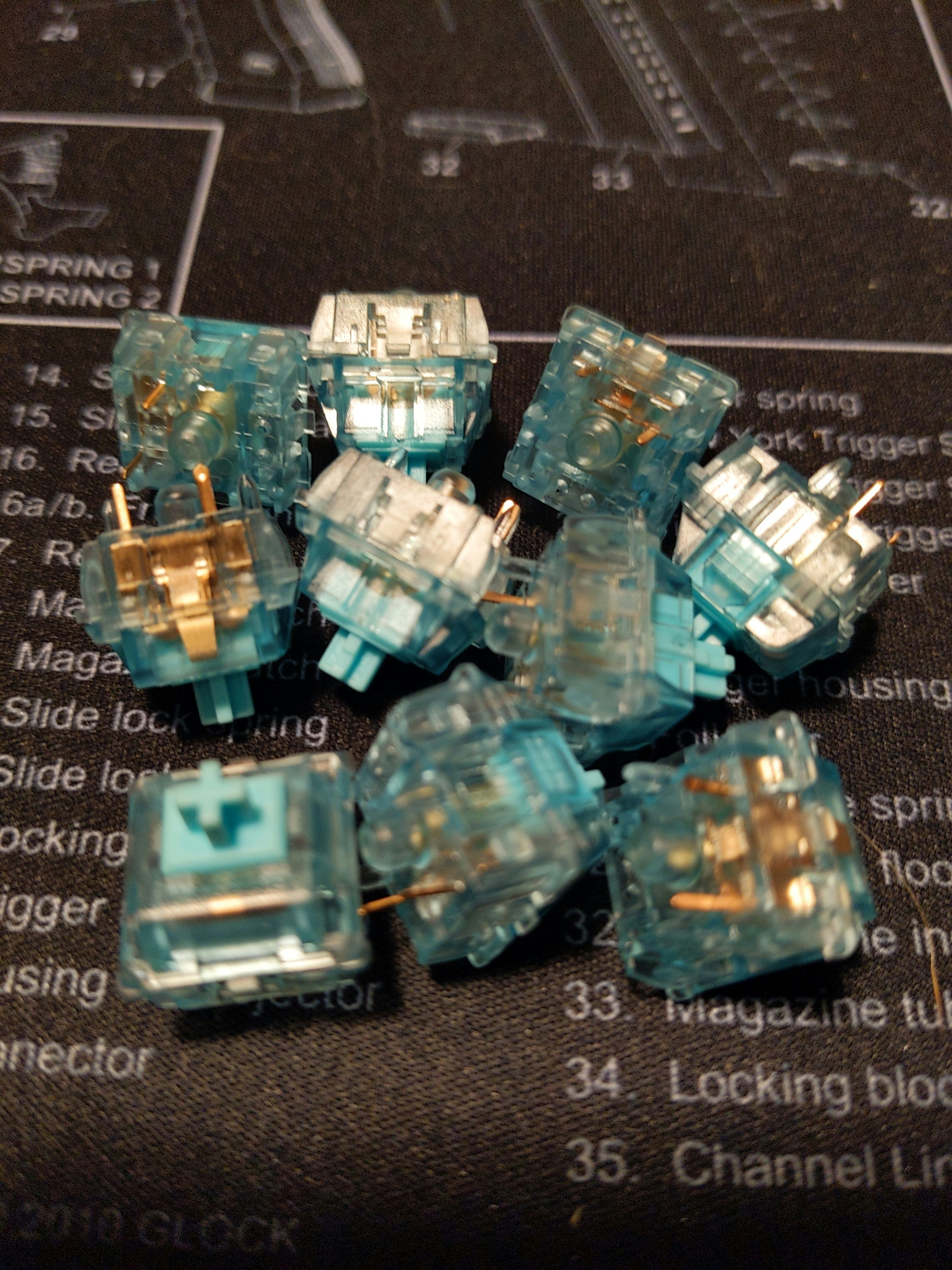 ルパソ f7DvZj37Ti2Tm9wNCY9a_XImjaWo1Q