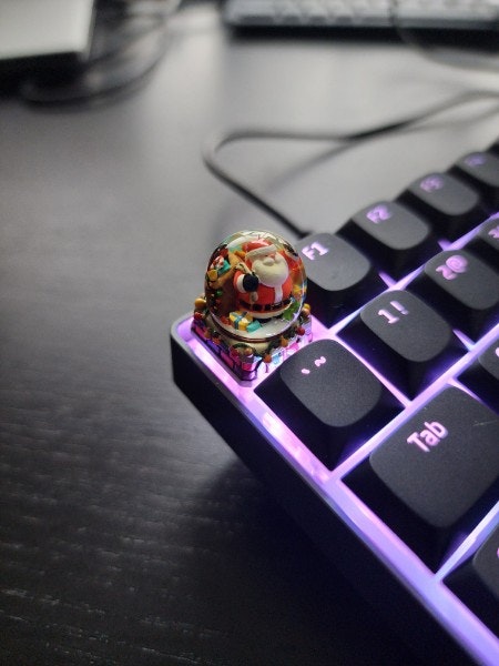 Dwarf Factory ArtiSANTA Christmas Artisan Keycaps