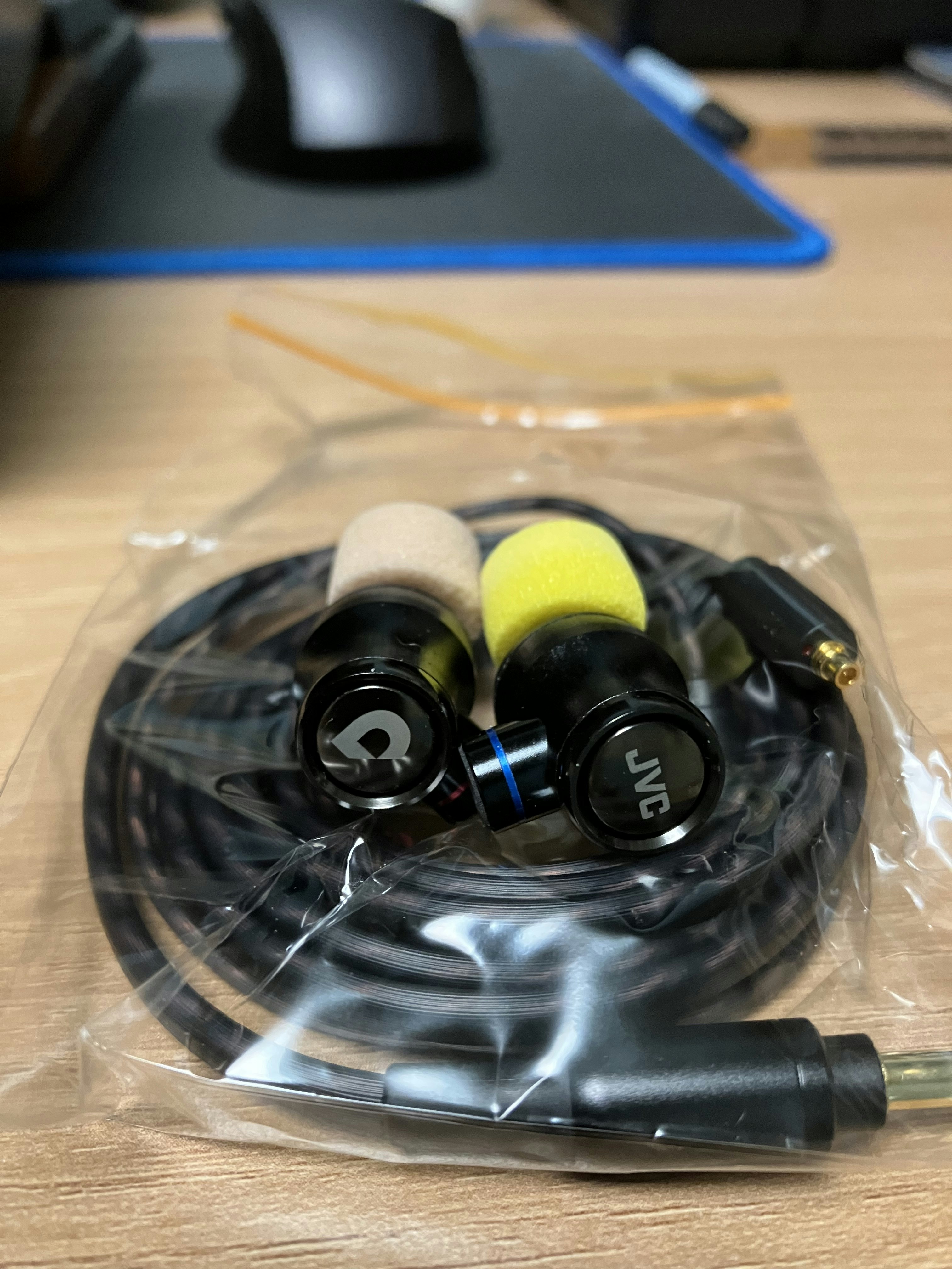 Drop + JVC HA-FWX1 | Audiophile | Headphones | Universal IEM