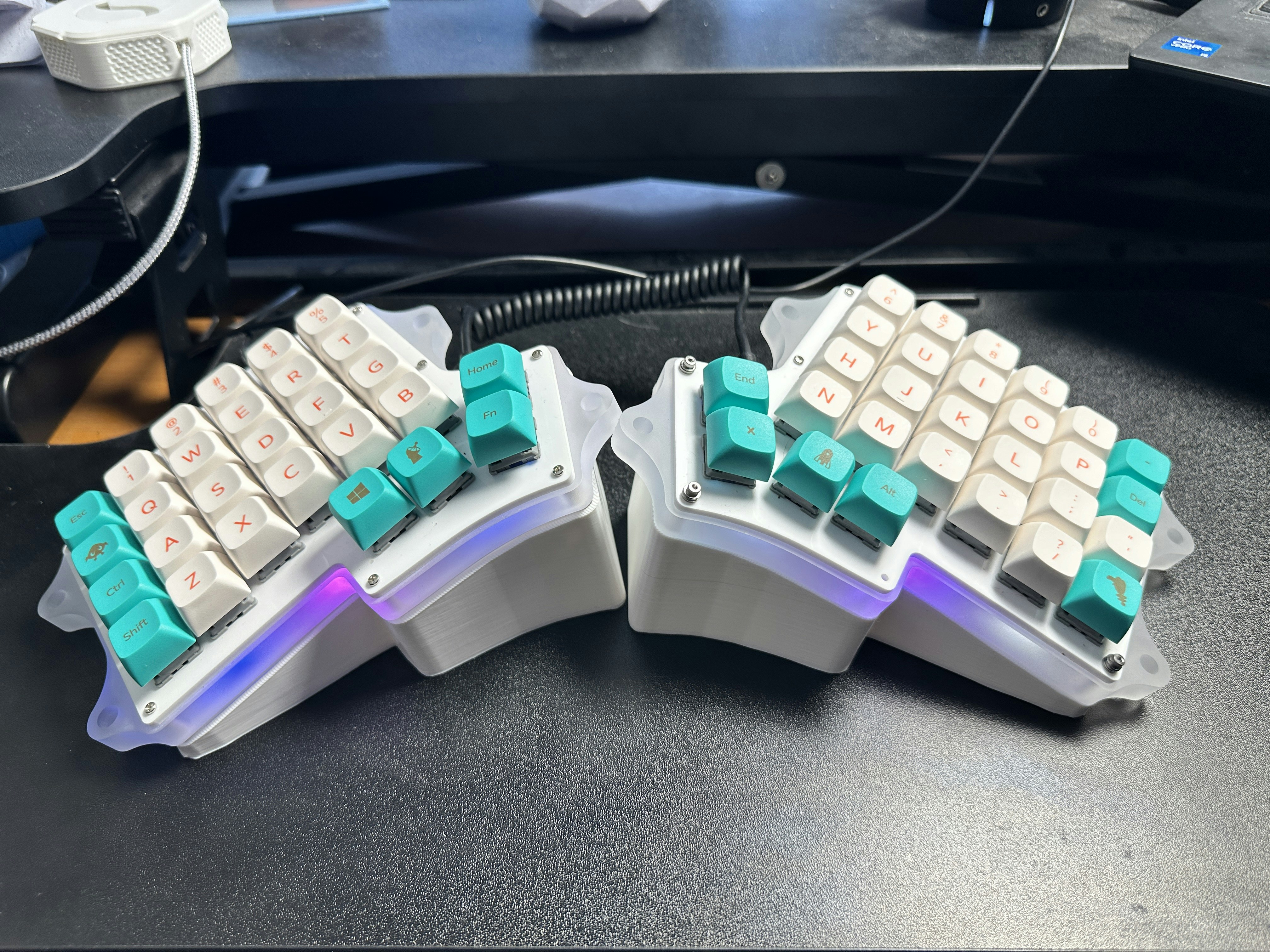 GKs XDA V2 Happy Planet Keycap Set | Mechanical Keyboards