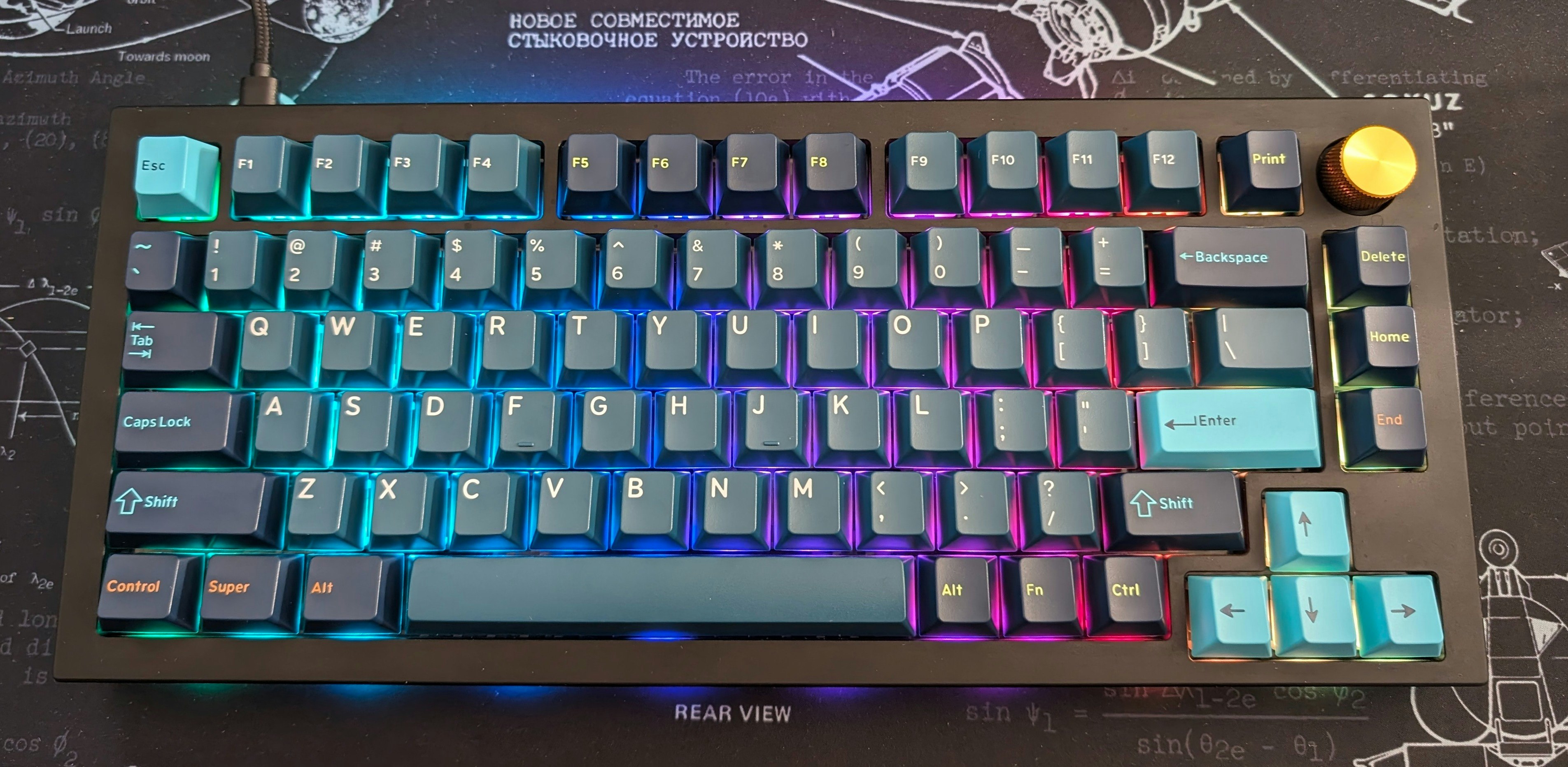 キーボード KDS Solarized Dark base + colorized KDS Solarized Dark Keycap Set