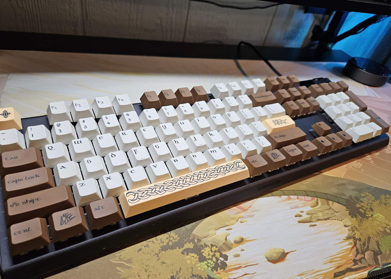 Drop + The Lord of the Rings™ DCD Rohan™ Keycap Set - Aldburg ...
