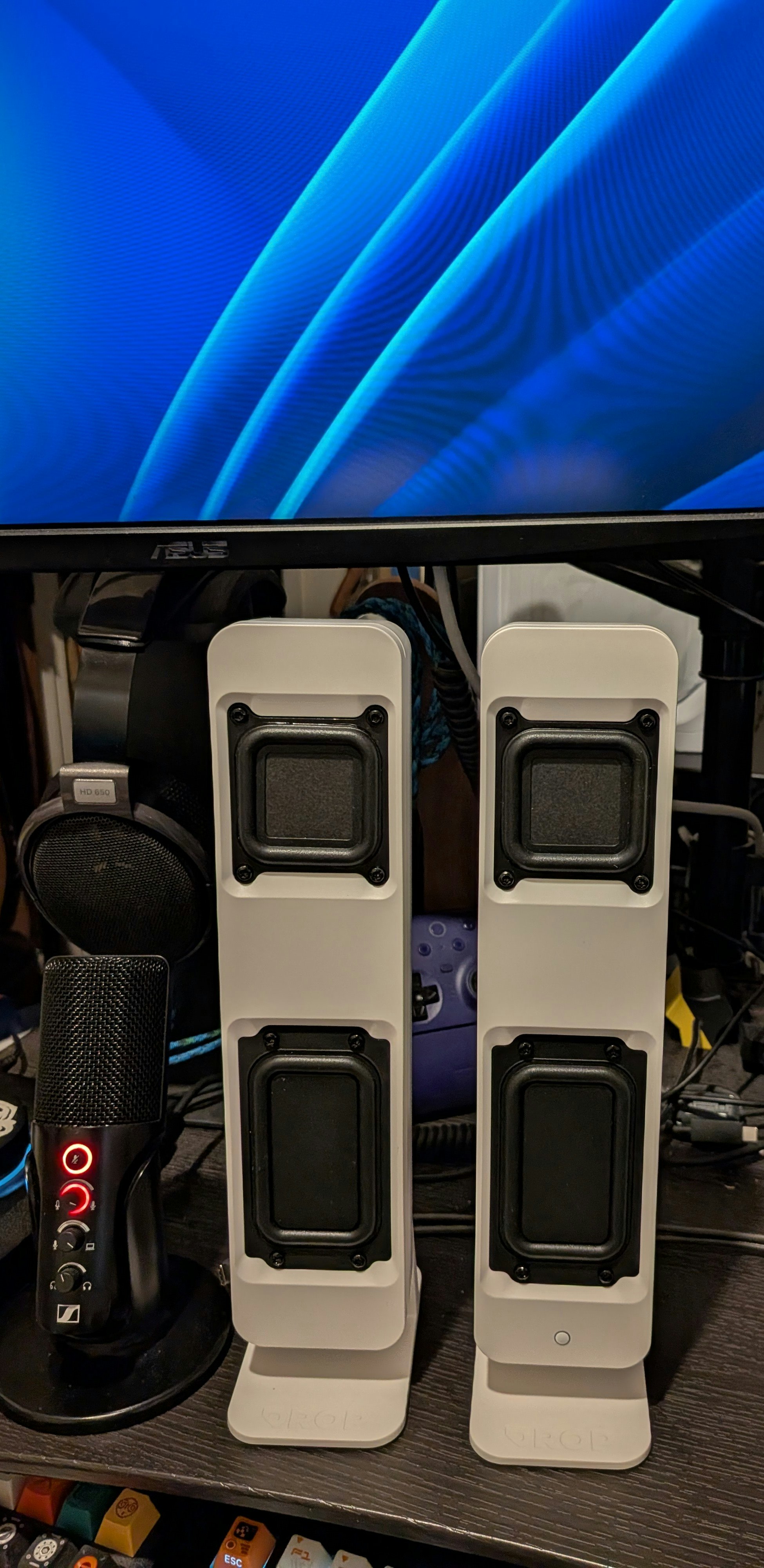 Drop BMR1 V2 Nearfield Monitors - White | Audiophile | Speakers