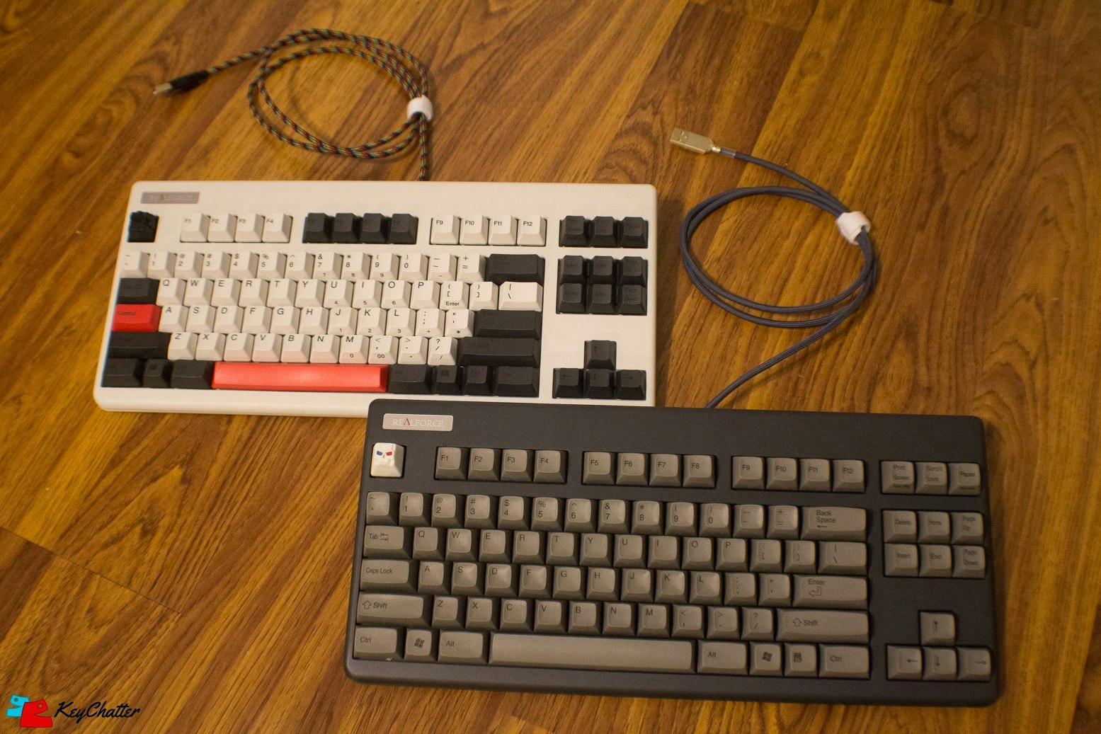 Making a Realforce 87U compatible with HiPro caps | Drop