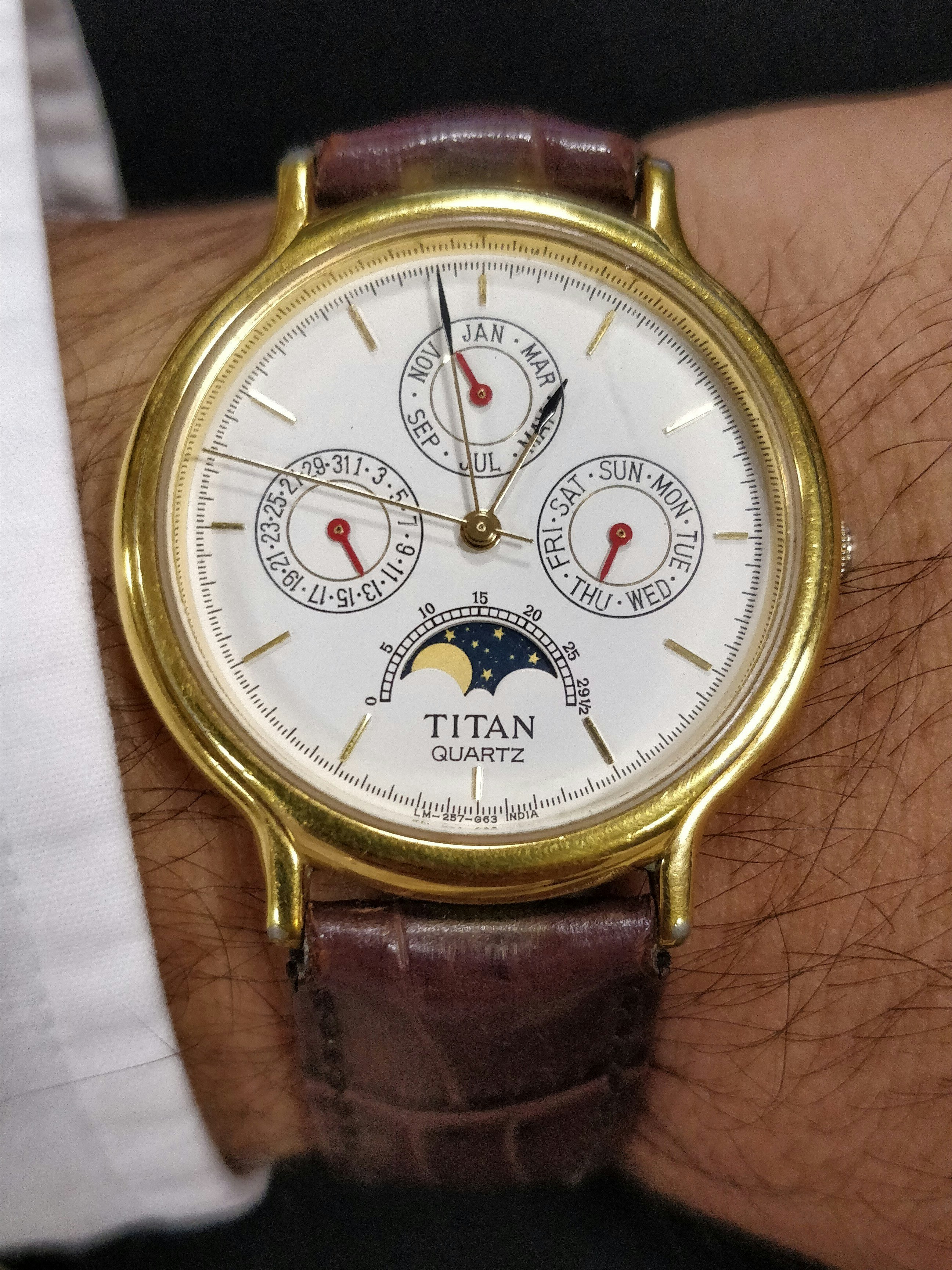 Titan moon hotsell phase watch price