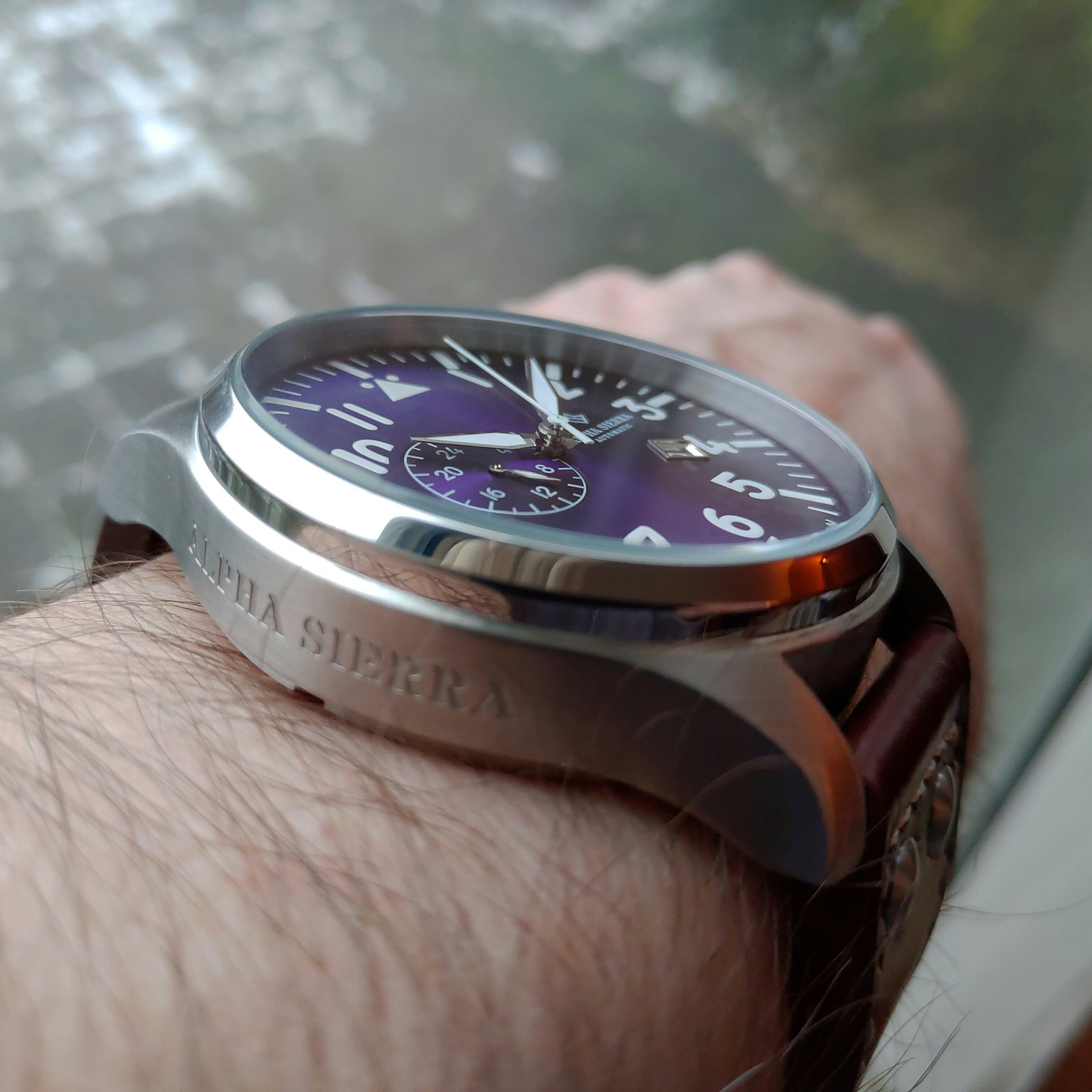 Montres alpha sierra fashion