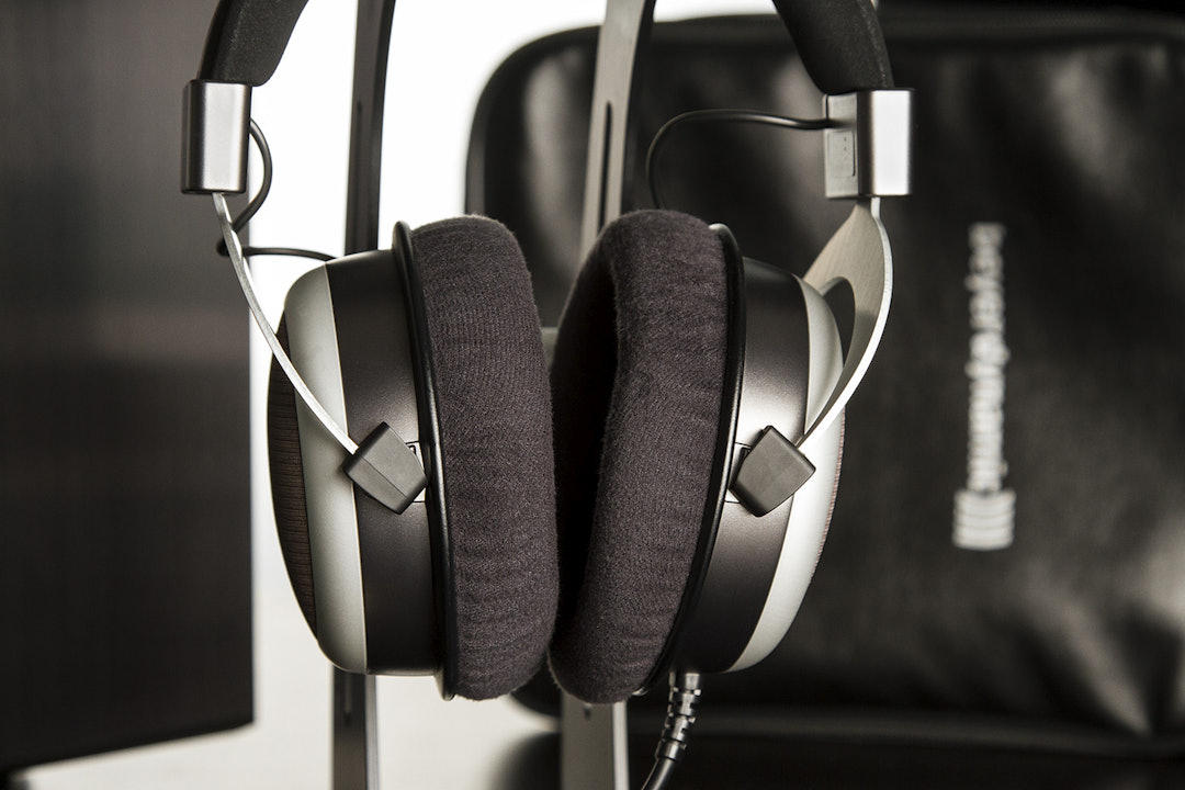 Beyerdynamic T90 Audiophile Headphones
