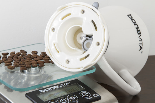 Bonavita Electric Scale and Coffee Dripper Bundle