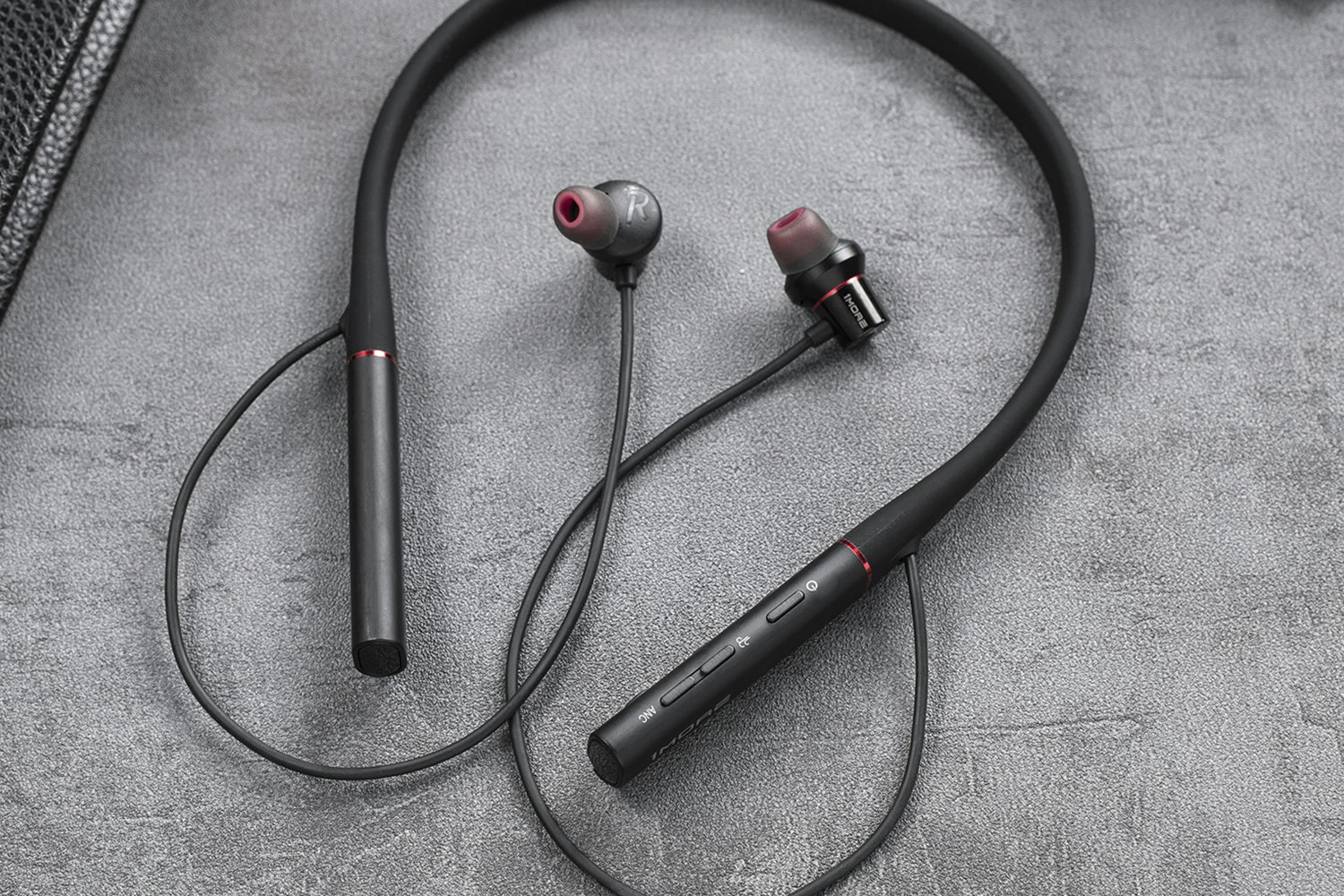 1MORE Dual Driver ANC Pro Wireless IEM