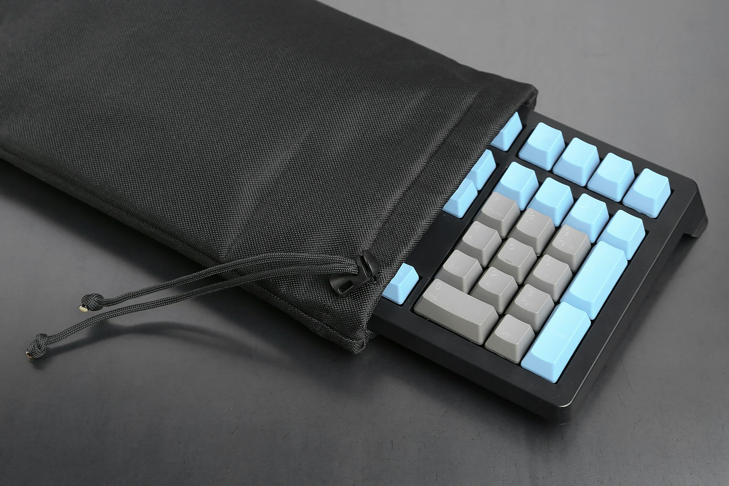 1UpKeyboards Sleeves