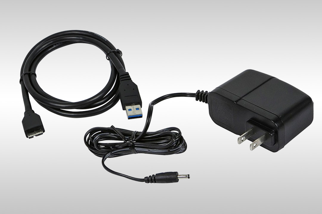 Monoprice 7-Port USB 3.0 Combo HUB