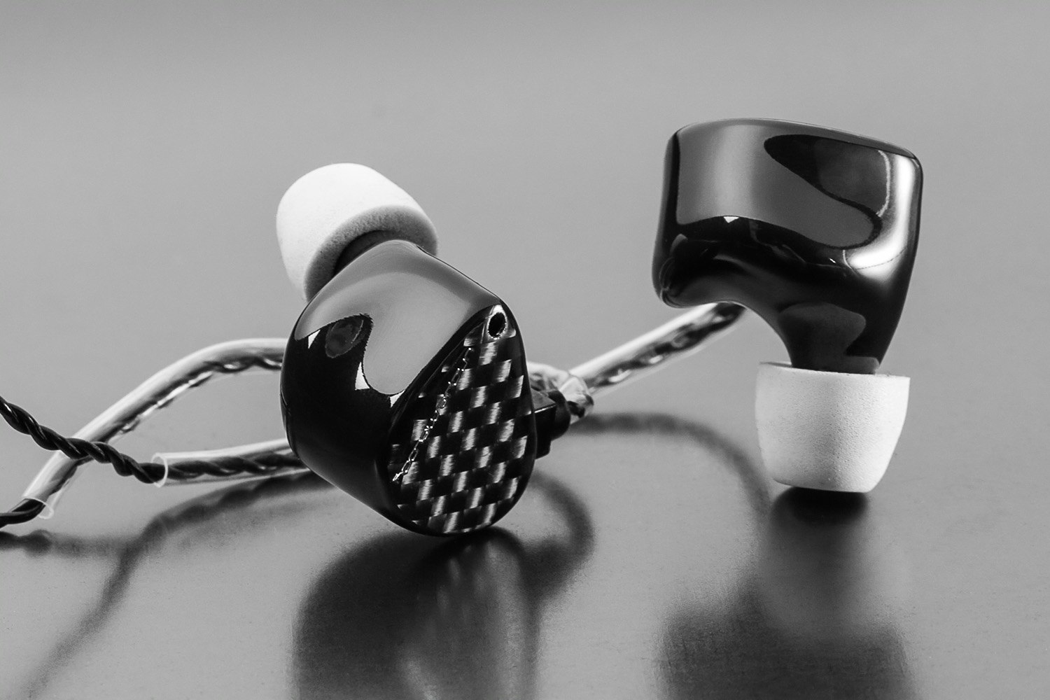 Unique Melody Miracle Universal IEMs