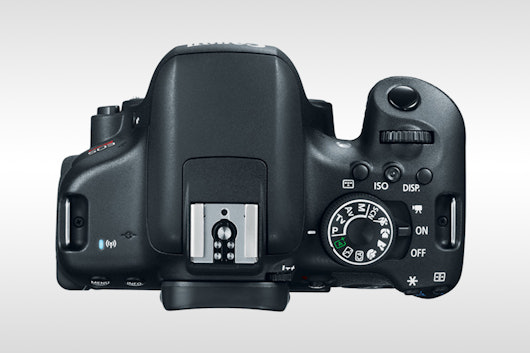 Canon EOS Rebel T6i with EF-S 18-55mm IS STM Lens