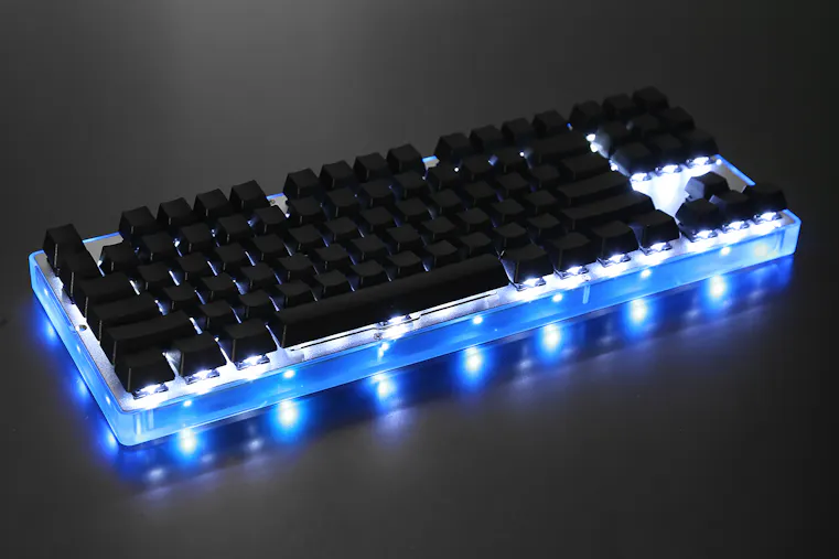 https://massdrop-s3.imgix.net/product-images/MD-11224_20150918135011_d18bd41c8dcd23b4.jpg?auto=format&fit=crop&w=761&dpr=1