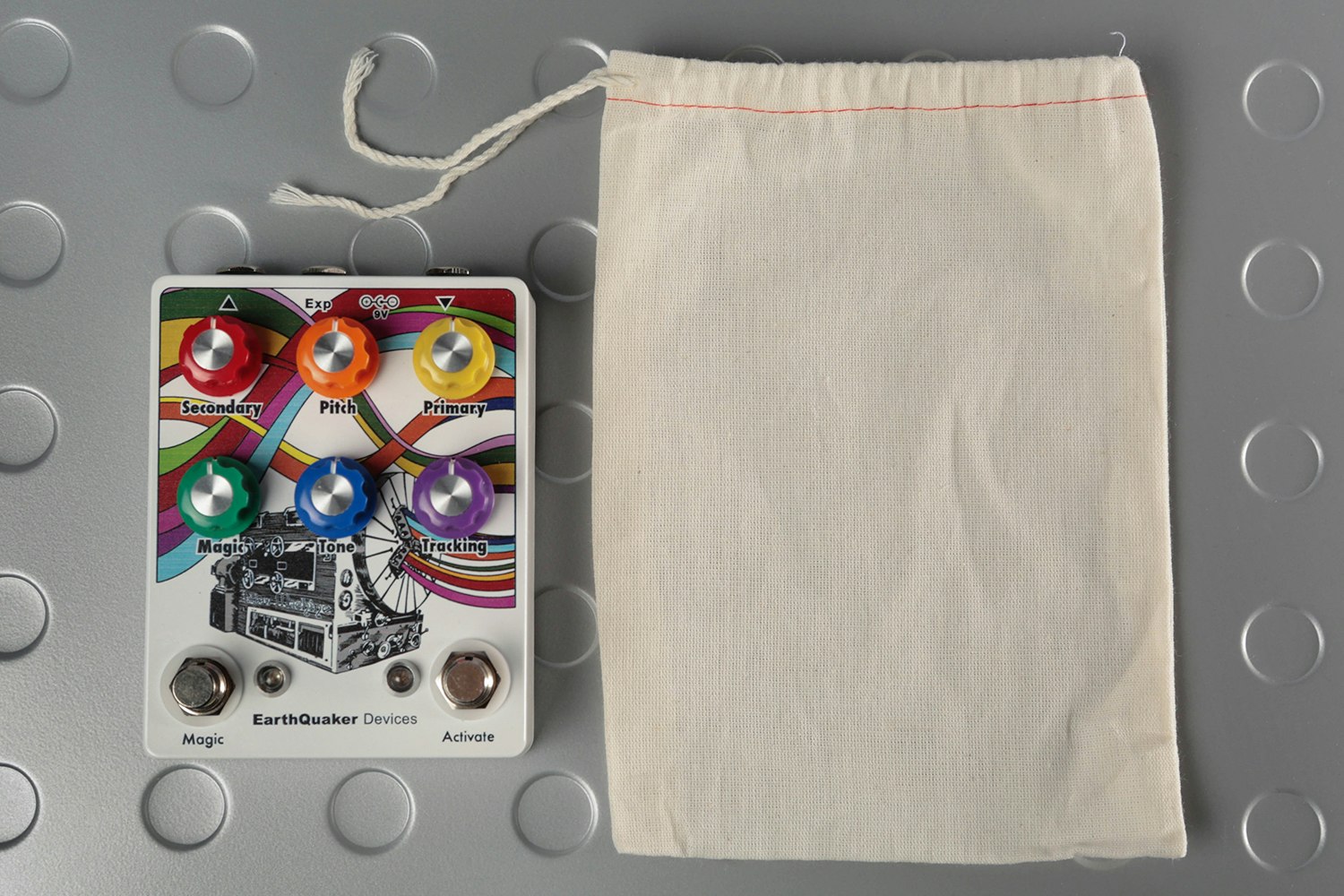 Earthquaker Devices Custom Rainbow Machine Pedal