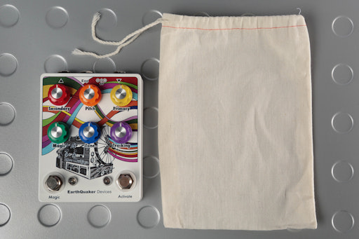 Earthquaker Devices Custom Rainbow Machine Pedal
