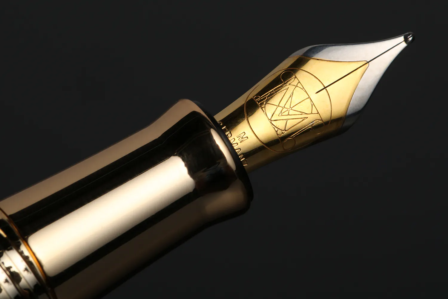 Metropolitan Museum of Art Mughal Dagger Pen | Drop