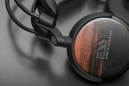 ESS-RLM-713 On Ear Headphones