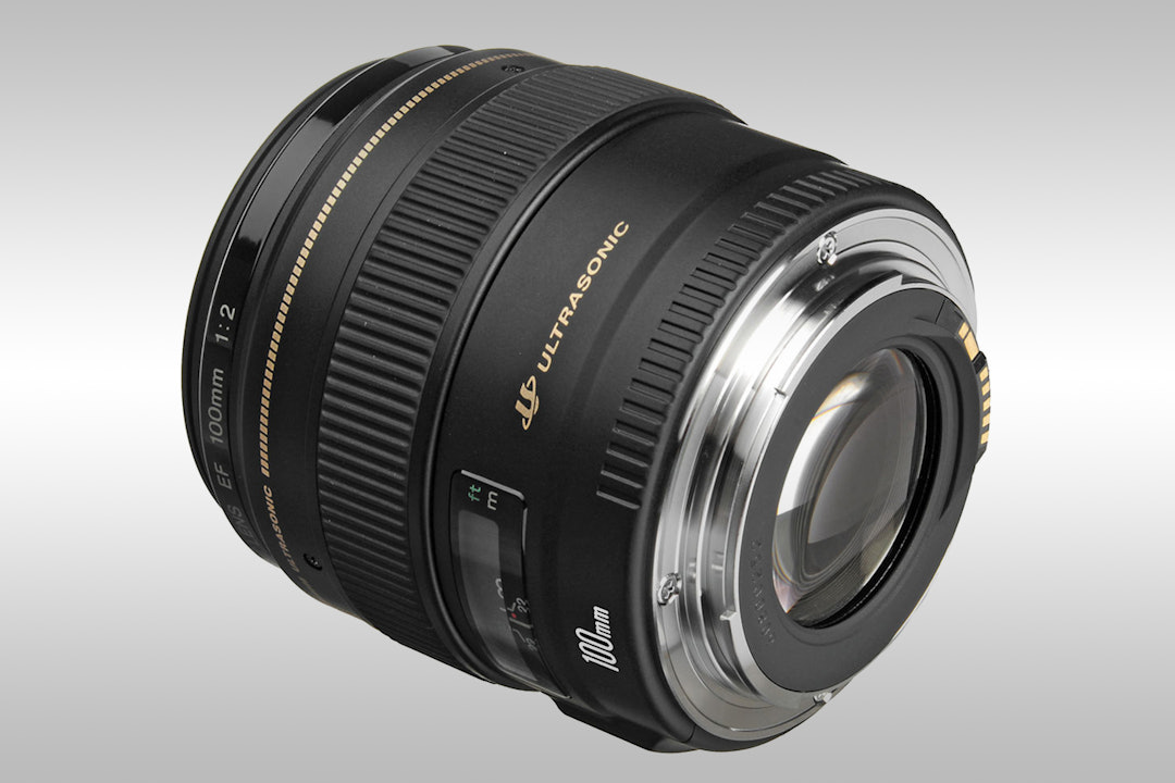 Canon Telephoto EF 100mm f2.0 USM AF Lens
