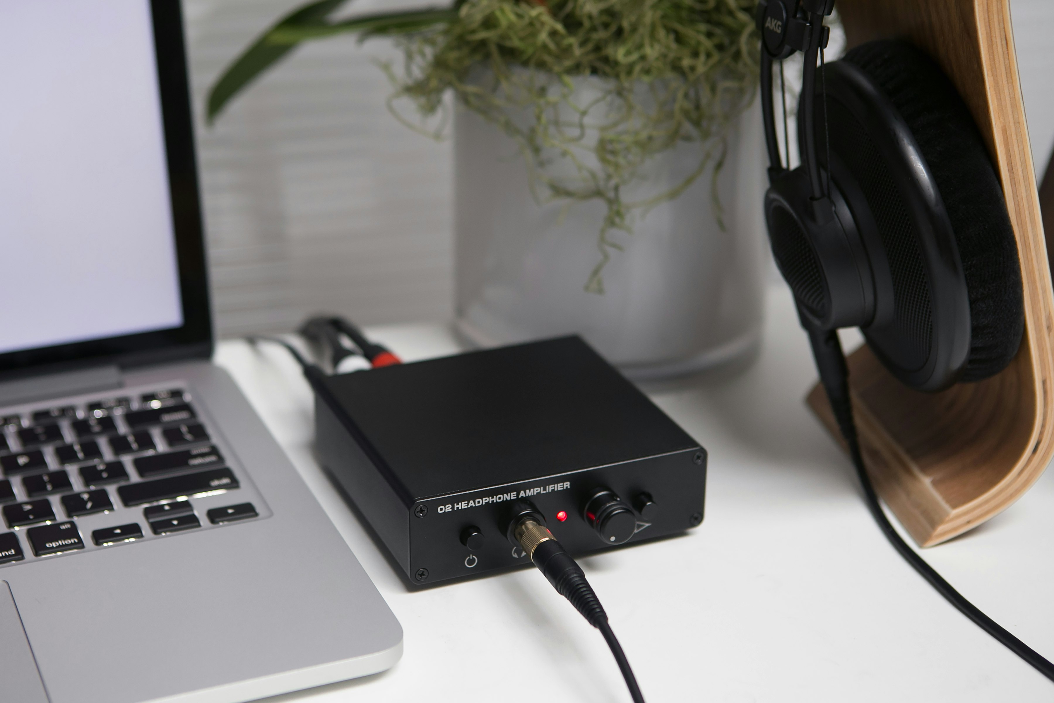 Massdrop Objective 2 Headphone Amp Desktop Edition