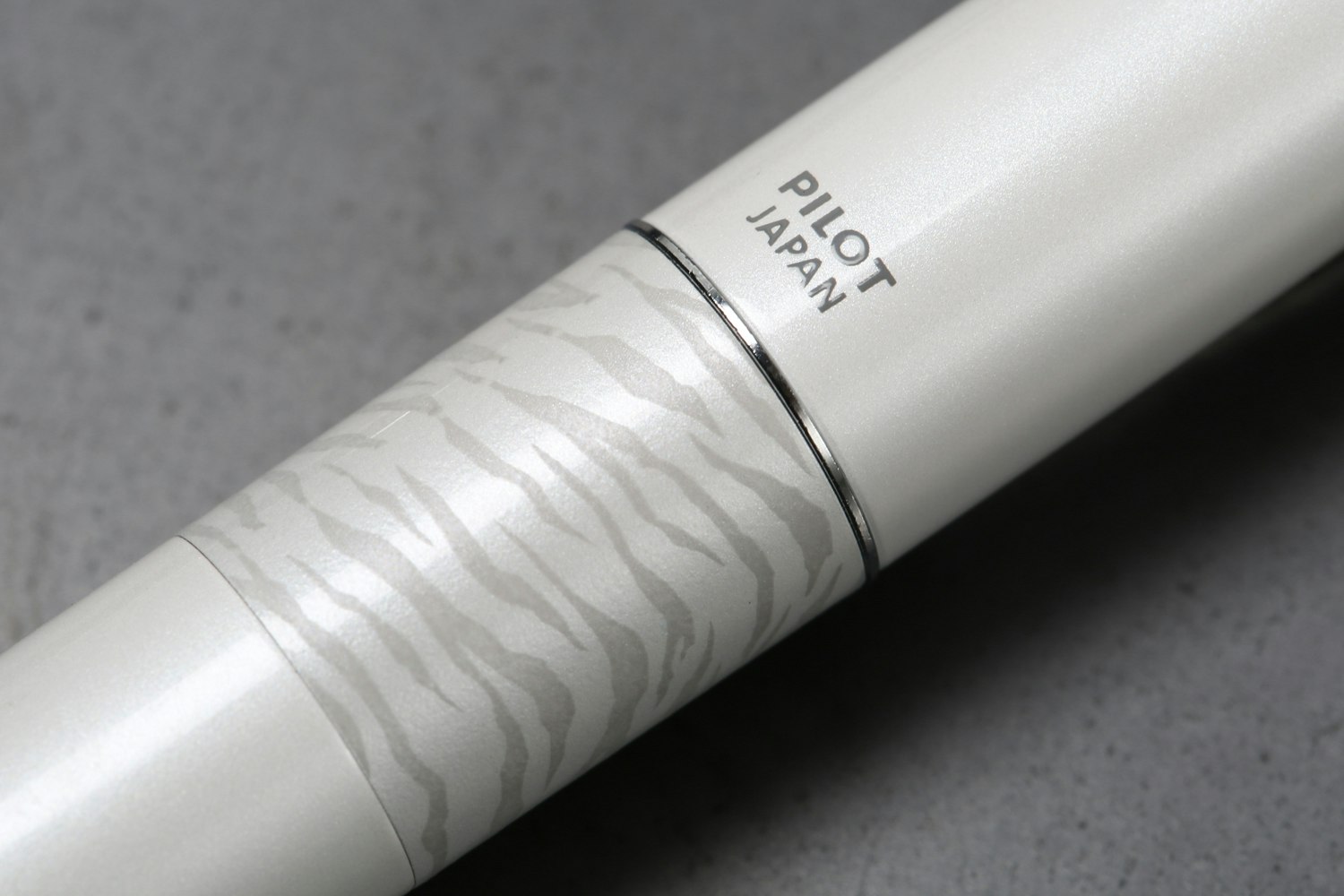 Japanese Keyboard Fountain Pen Desk Bundle