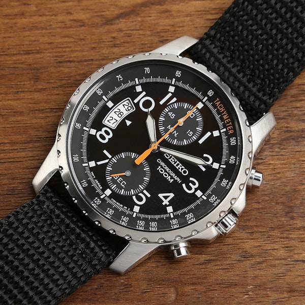 Chronograph quartz