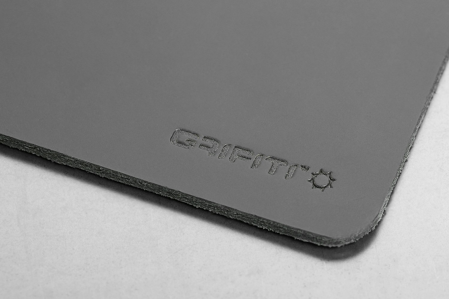 Grifiti Slim Leather Wrist Pad Bundle