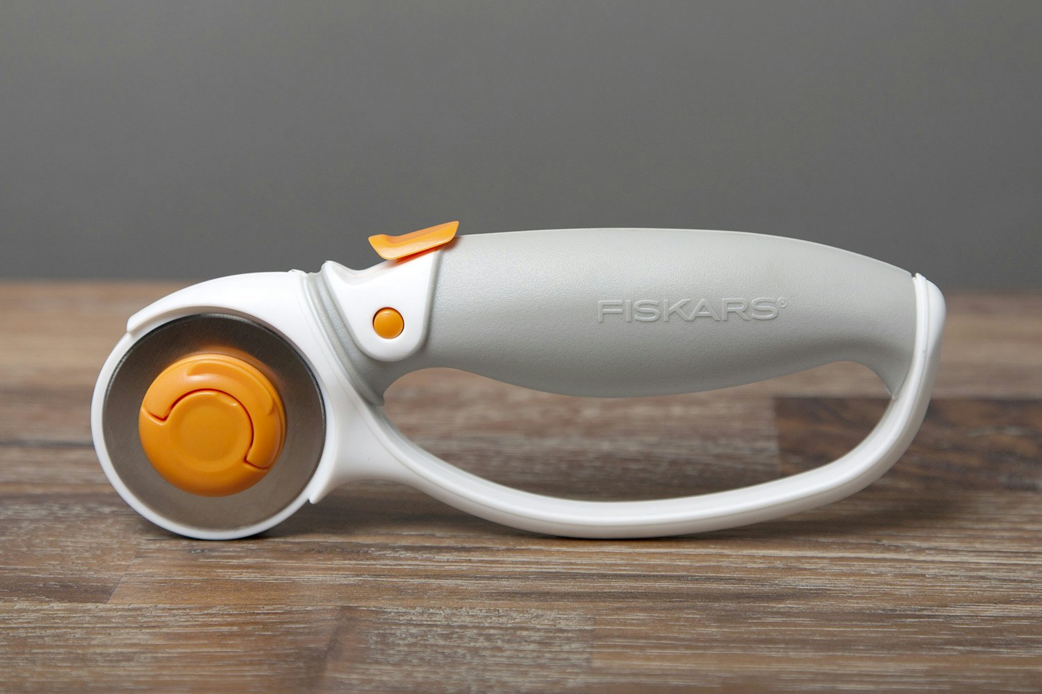 Fiskars Rotary Cutter and Blade Changer Drop