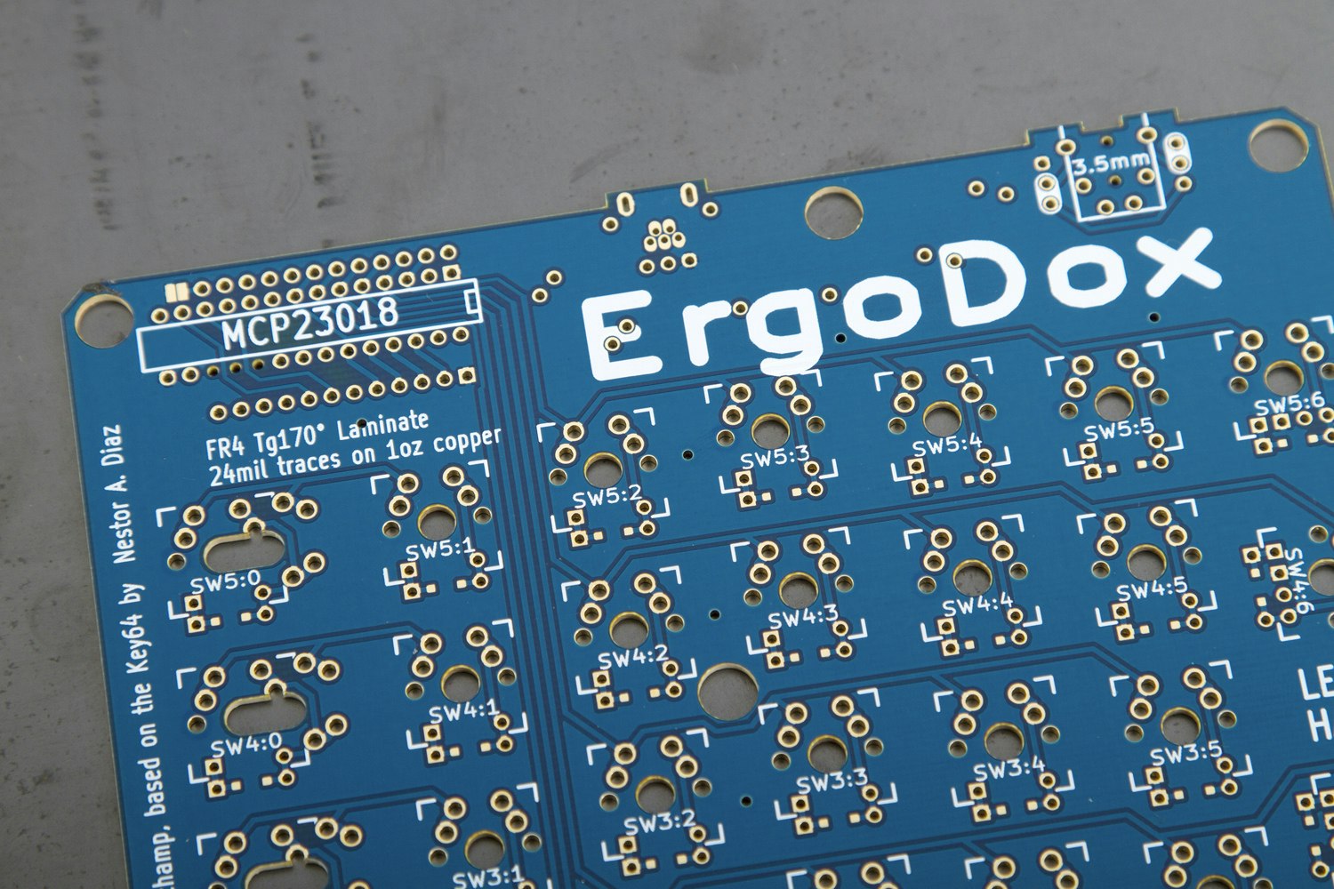 ErgoDox Ergonomic Mechanical Keyboard Kit